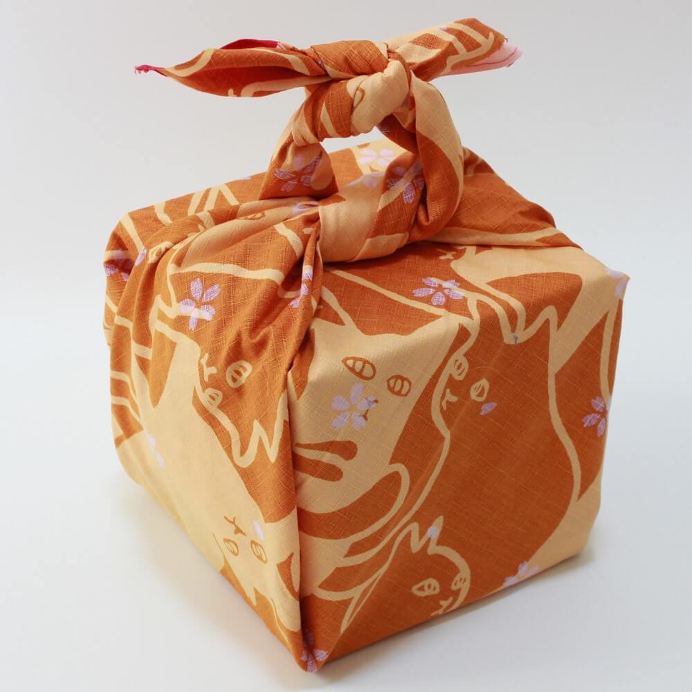 angled photo 105cm furoshiki cat puzzle