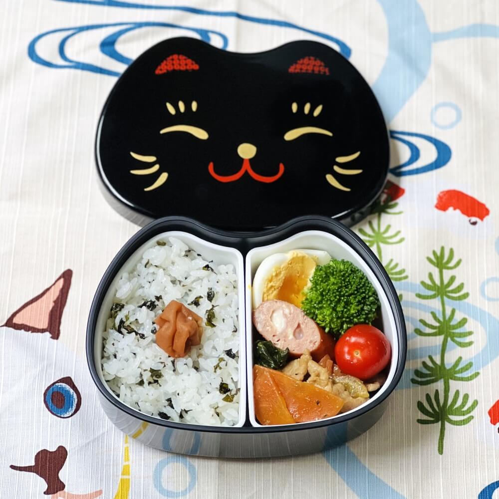 Black 1 tier bento box with cat face lid Made in Japan