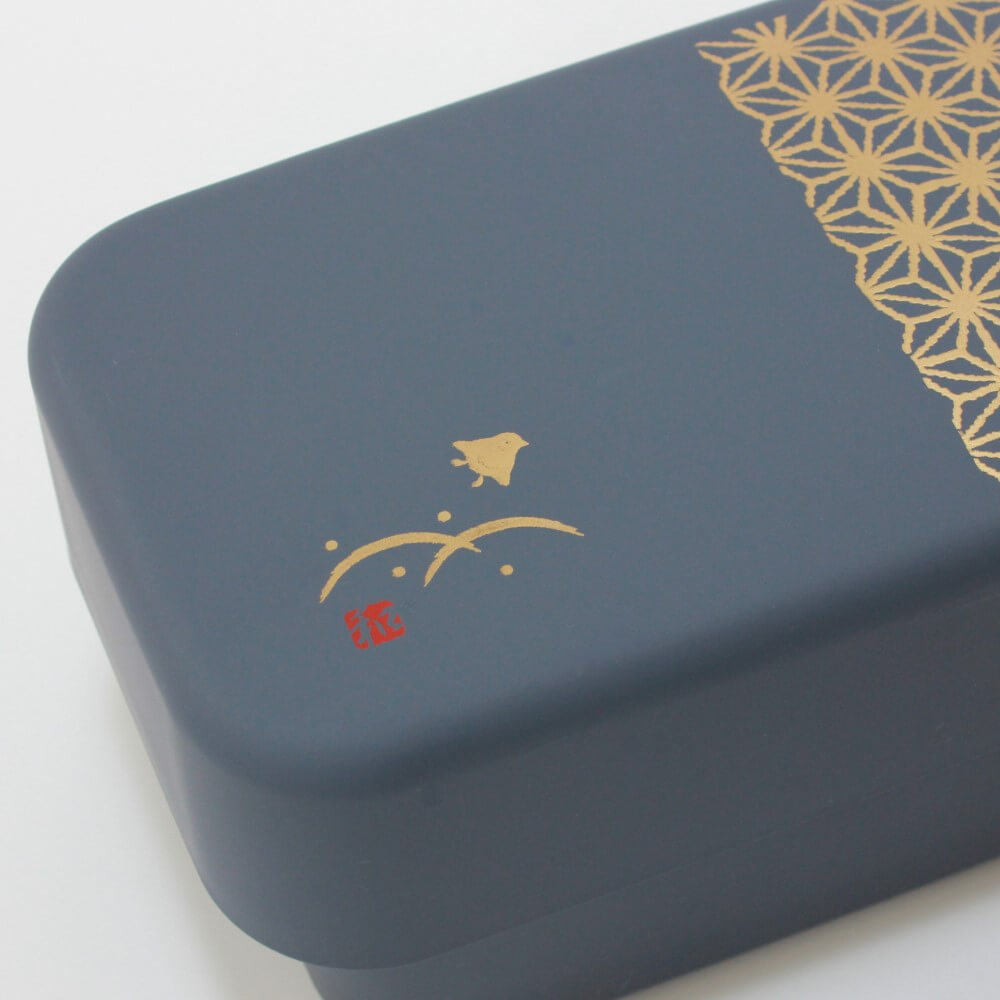 close up lid asanoha 2 tier bento box