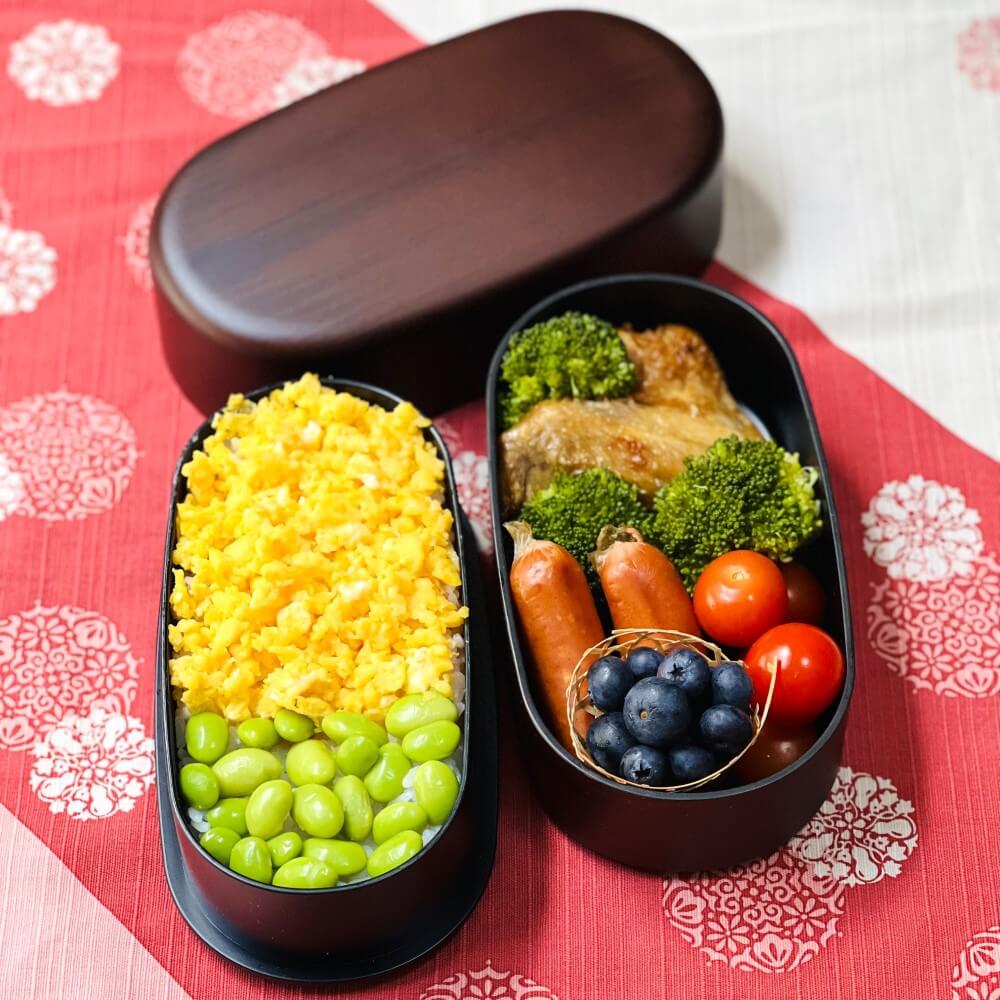 egg and edamame lunch in tochi mokume oval bento box