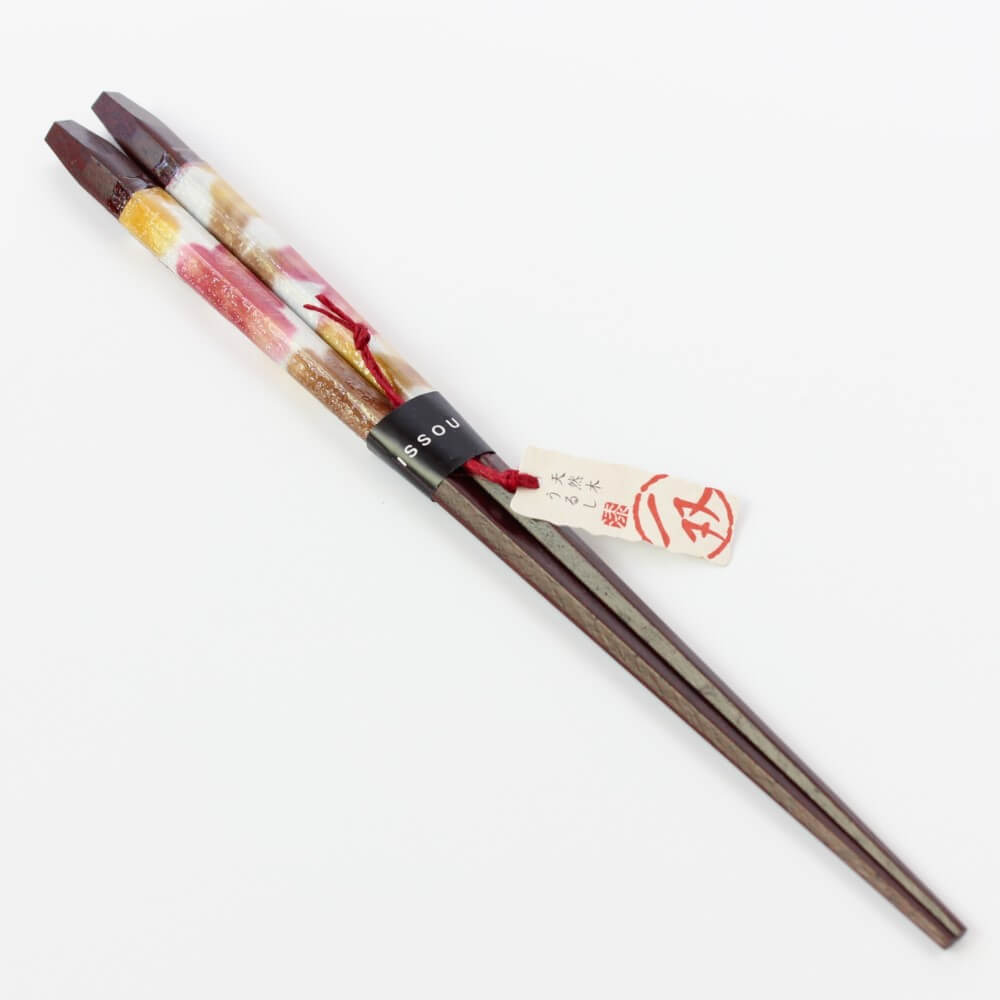 red kazeoto chopsticks diagonal placement